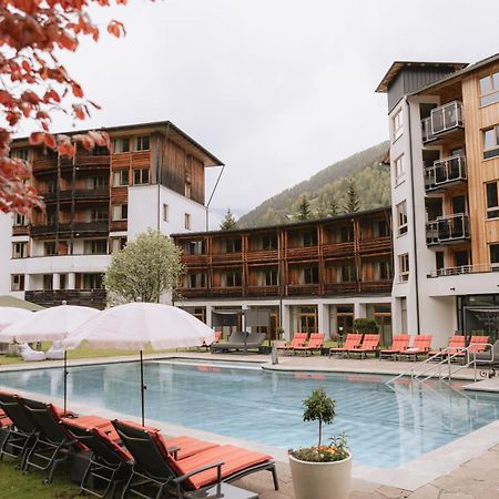 Hotel Die Post Бад-Кляйнкірхгайм Екстер'єр фото