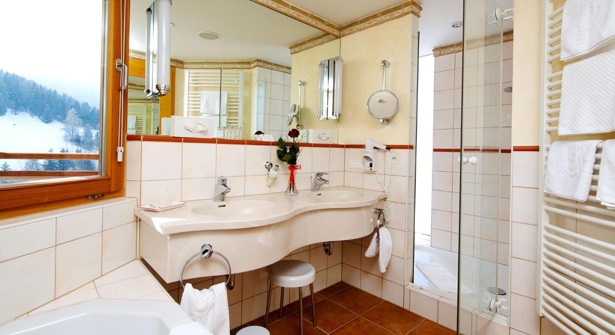 Hotel Die Post Бад-Кляйнкірхгайм Екстер'єр фото