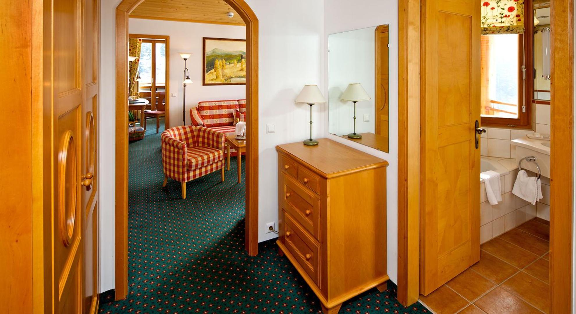 Hotel Die Post Бад-Кляйнкірхгайм Екстер'єр фото